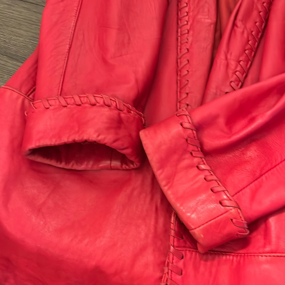 Jacobson’s Women's Red Leather coat leather whip-stitch trim size XS - larger - Picture 12 of 15